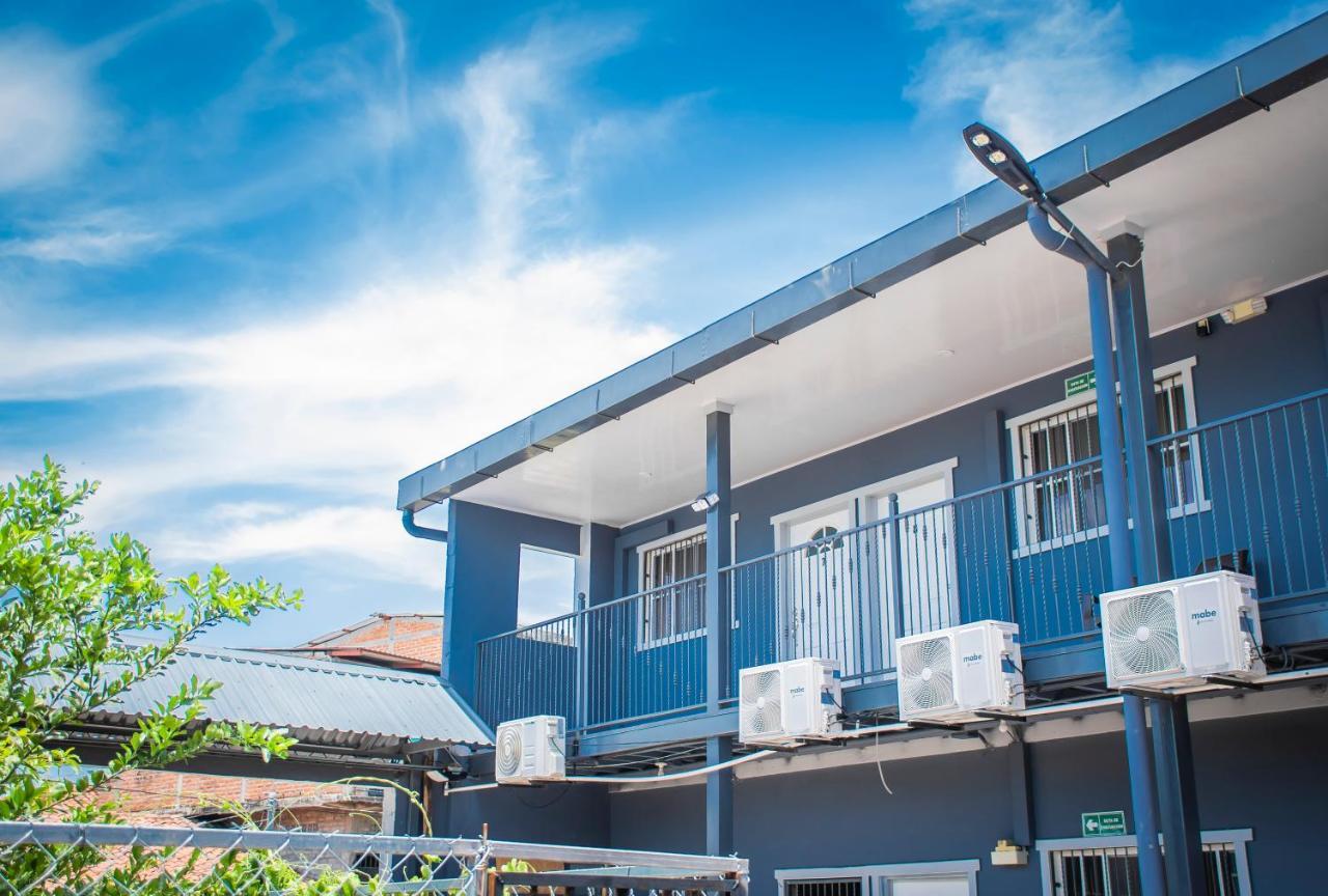 Santa Rosa de Lima Hostal Don Luis מראה חיצוני תמונה