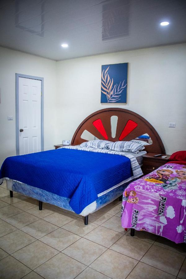 Santa Rosa de Lima Hostal Don Luis מראה חיצוני תמונה